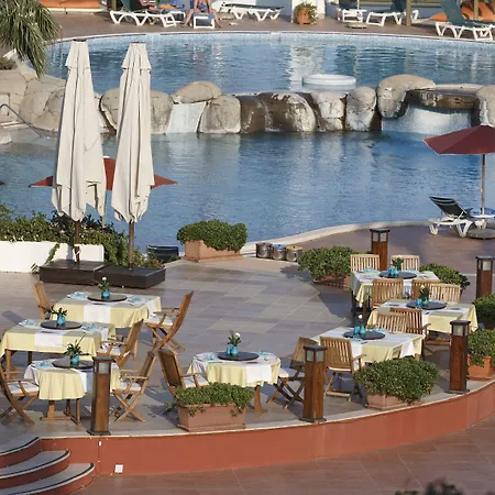 Θέρετρο Marti Deluxe 5*