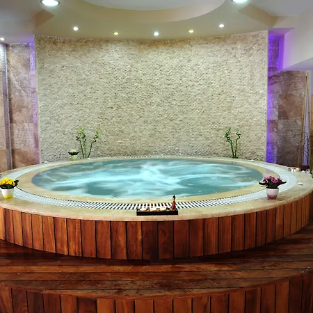 Ośrodek wypoczynkowy Marti Deluxe 5*