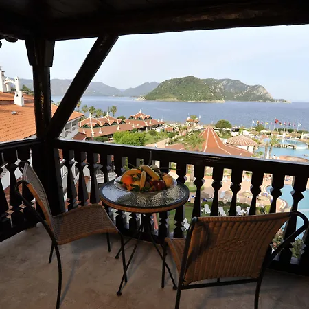 Resort Marti Deluxe 5*