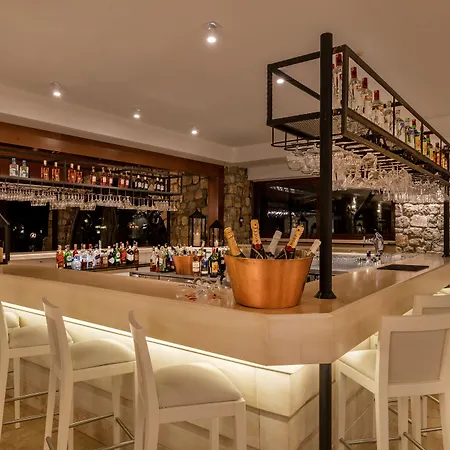 Marti Deluxe Resort 5*