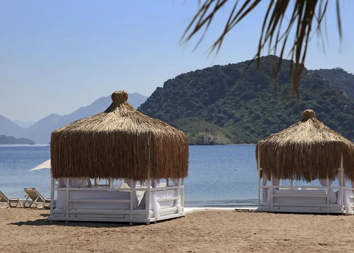 Marti Deluxe Resort 5*